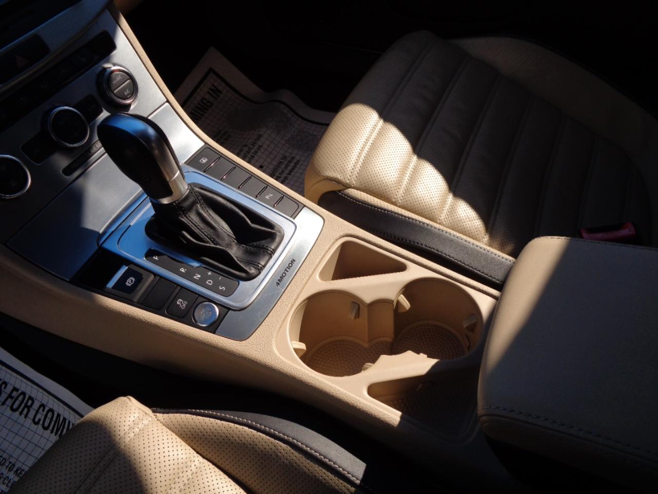 Volkswagen CC 4dr Sdn VR6 Executive 4Motion 2015