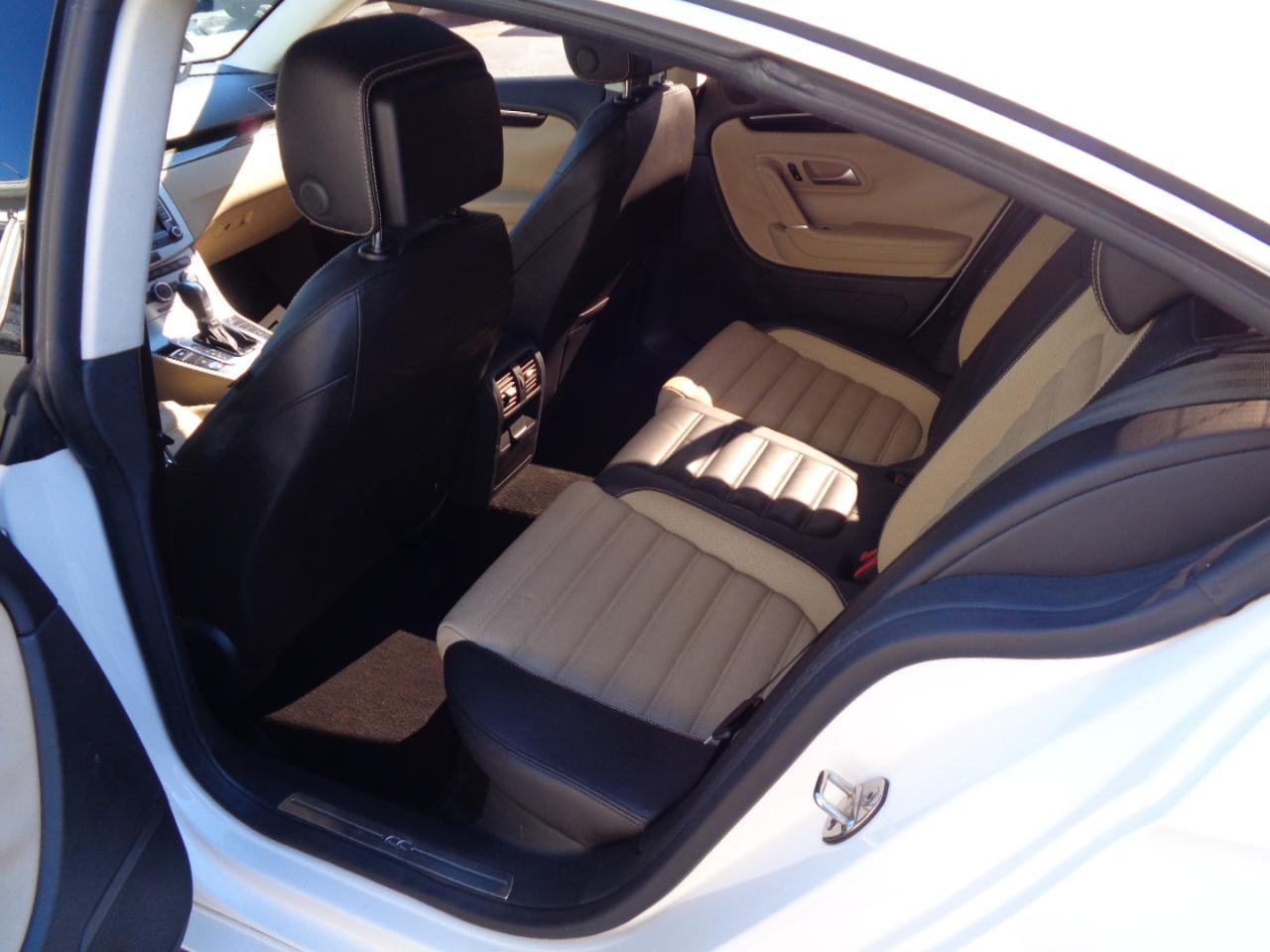 Volkswagen CC 4dr Sdn VR6 Executive 4Motion 2015