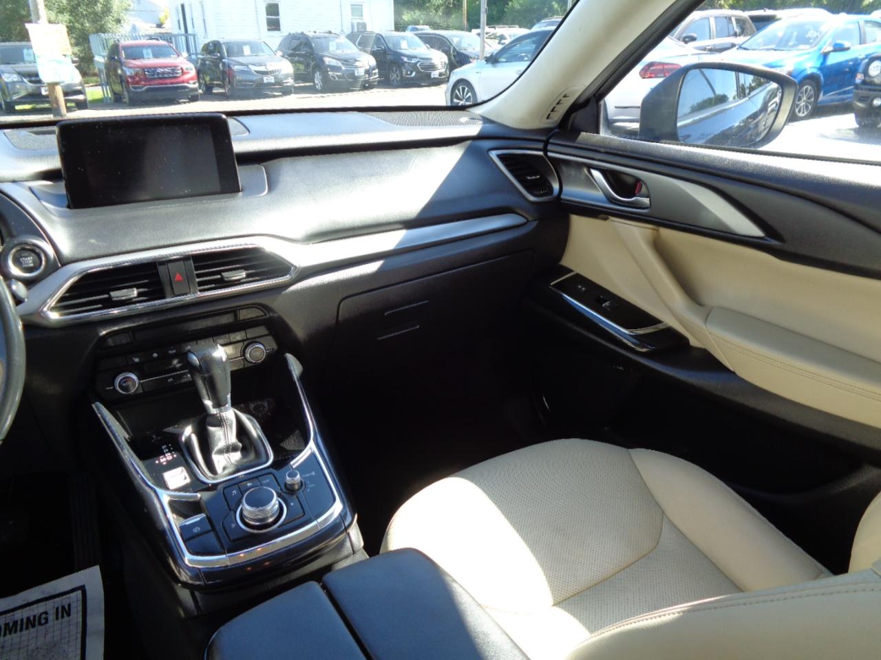 Mazda CX-9 Touring AWD 2019