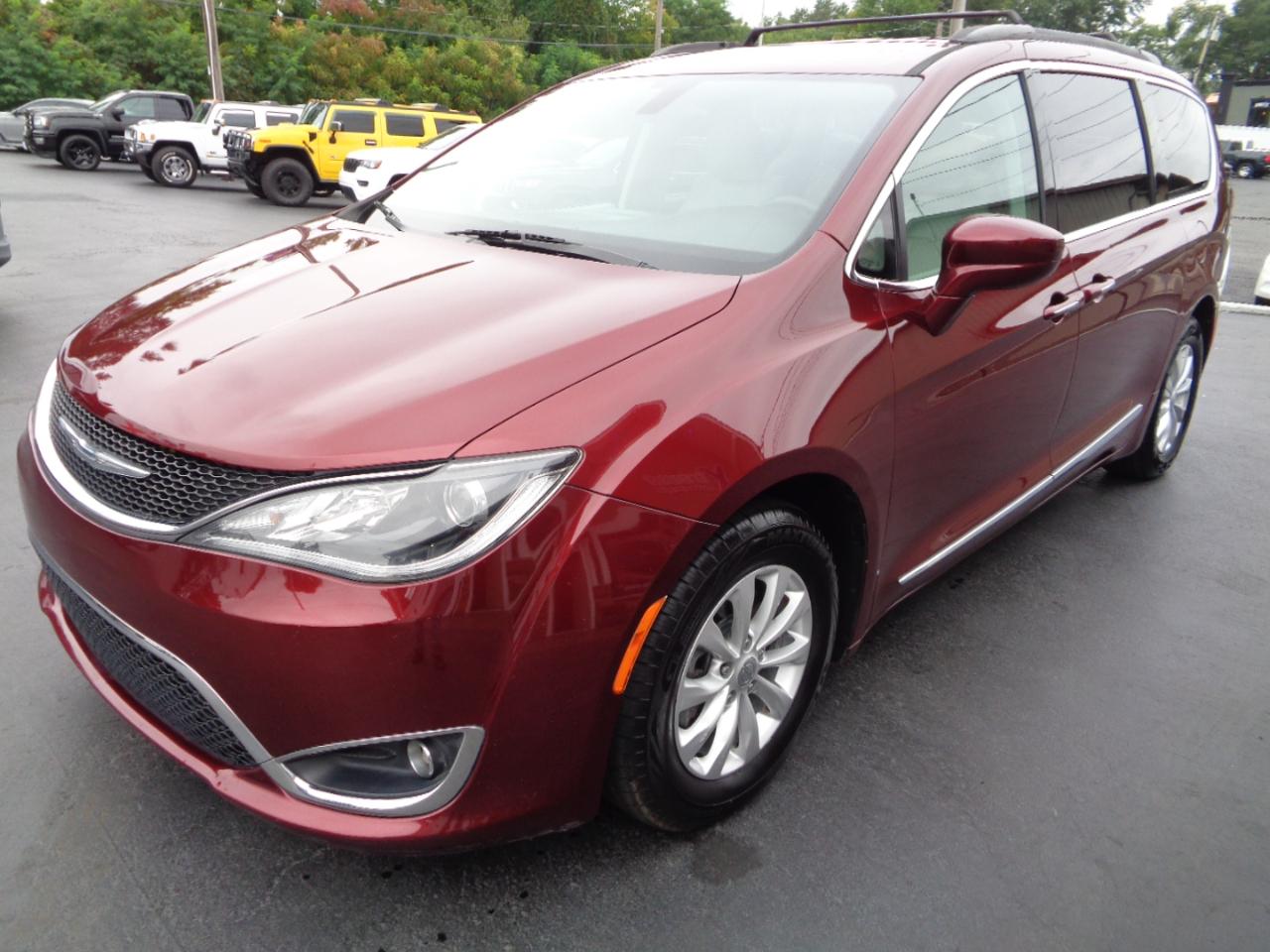 Chrysler Pacifica Touring-L FWD 2017