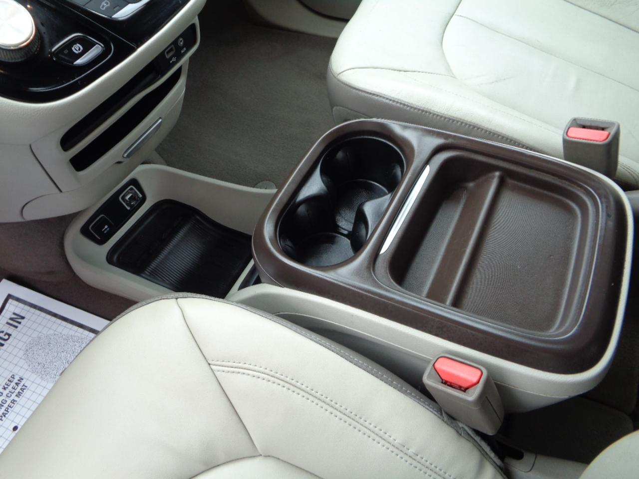 Chrysler Pacifica Touring-L FWD 2017