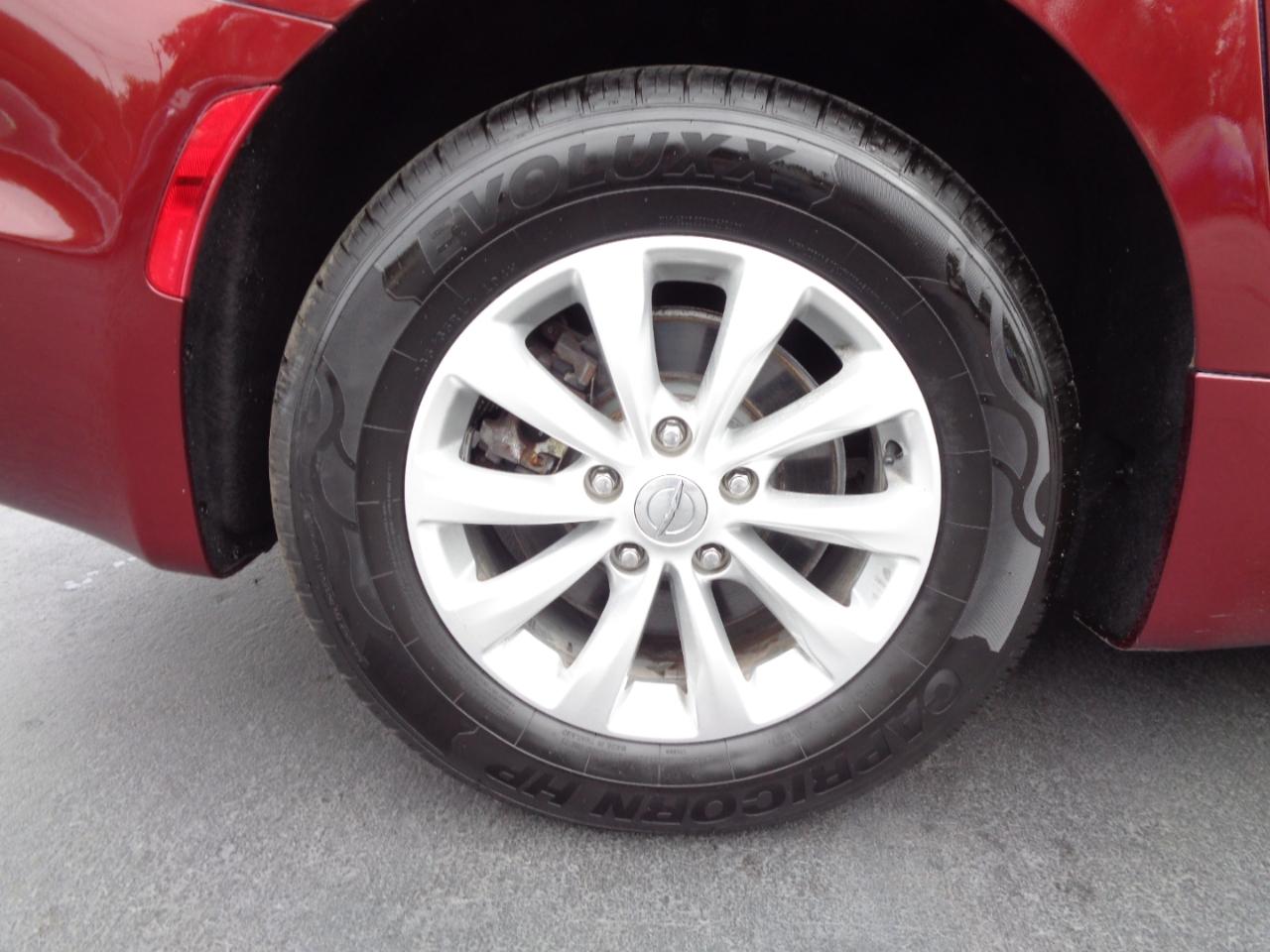 Chrysler Pacifica Touring-L FWD 2017