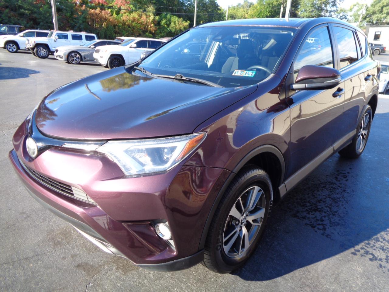 Toyota RAV4 Adventure AWD (Natl) 2018