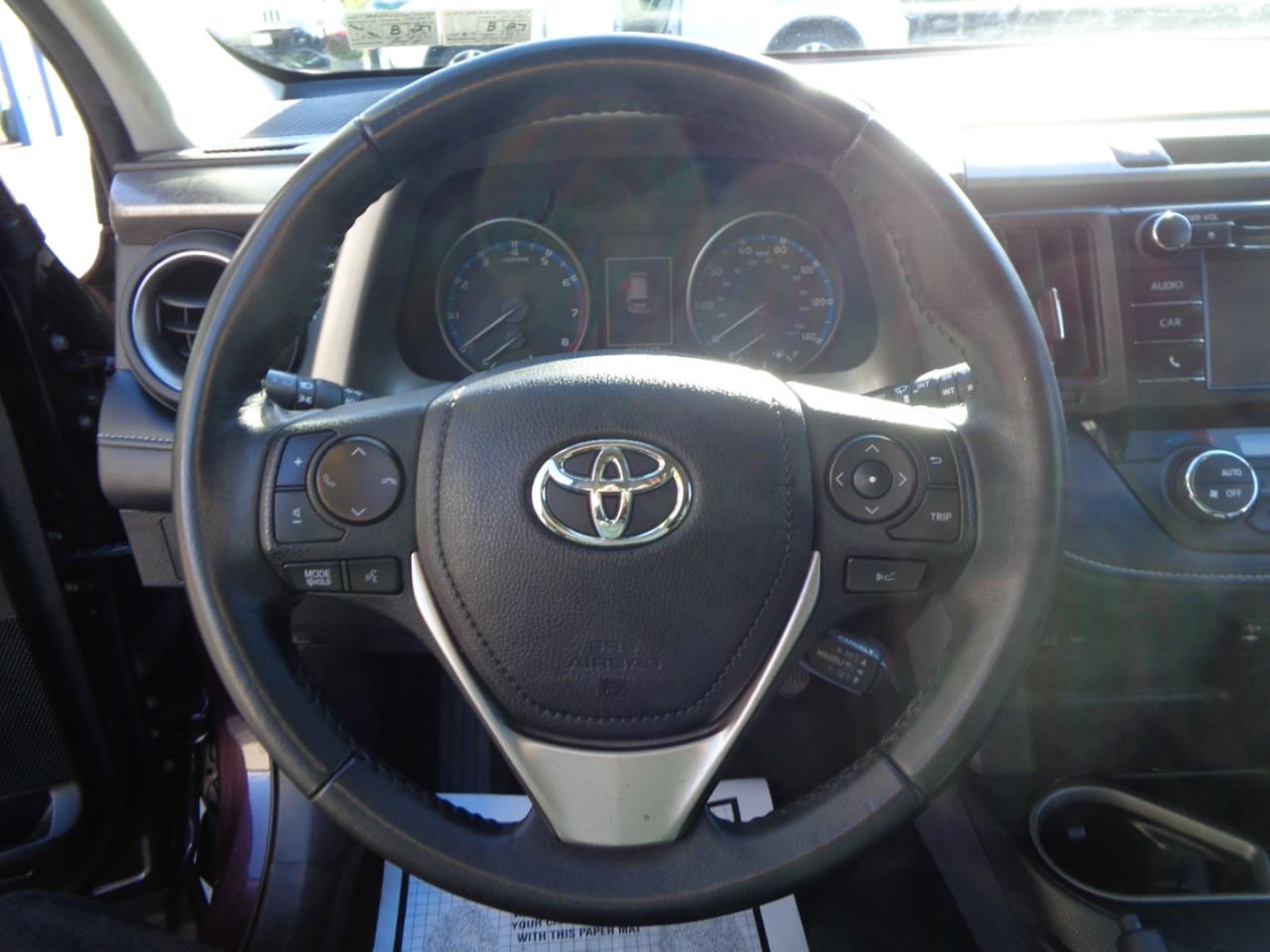 Toyota RAV4 Adventure AWD (Natl) 2018
