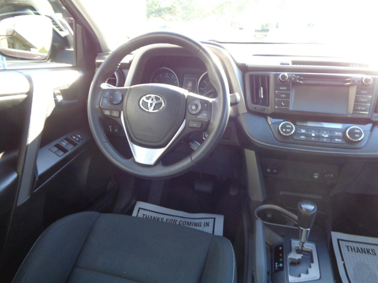 Toyota RAV4 Adventure AWD (Natl) 2018