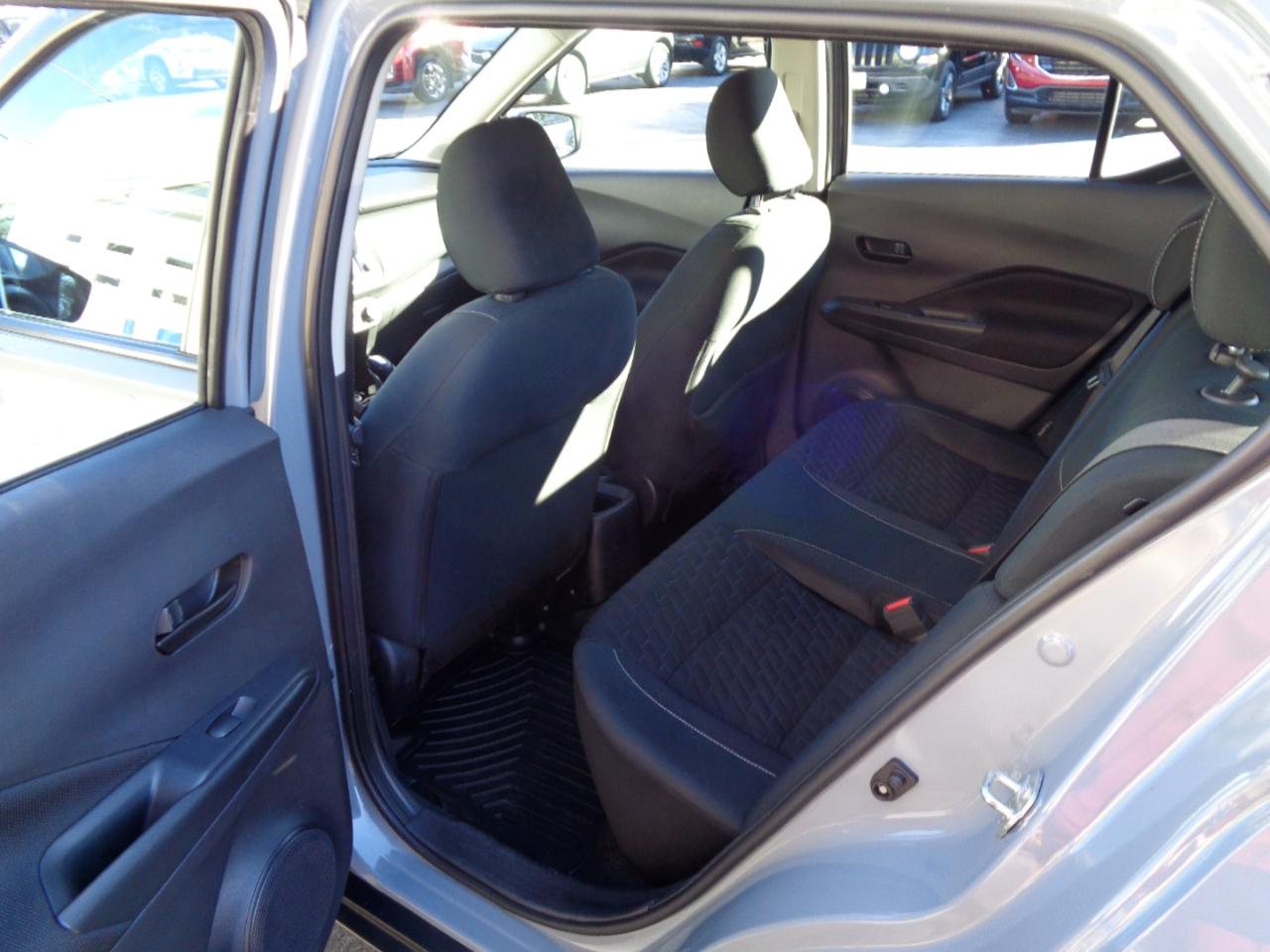 Nissan Kicks S FWD 2021