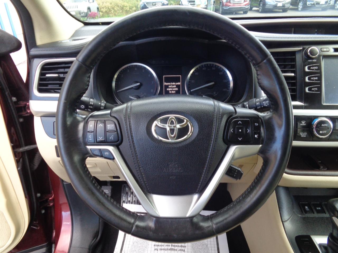 Toyota Highlander AWD 4dr V6 XLE (Natl) 2015