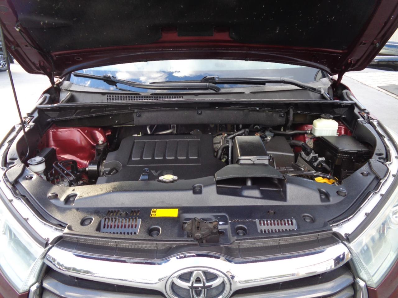 Toyota Highlander AWD 4dr V6 XLE (Natl) 2015