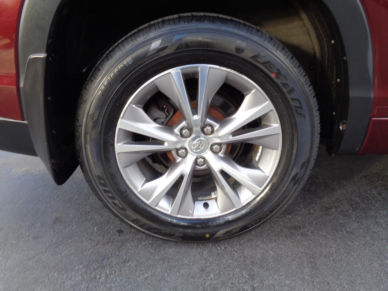 Toyota Highlander AWD 4dr V6 XLE (Natl) 2015