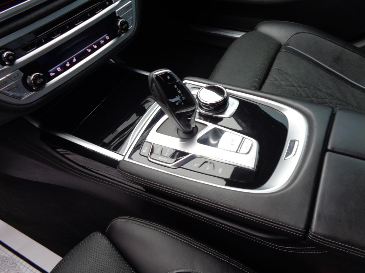 BMW 7 Series 750i Sedan 2018
