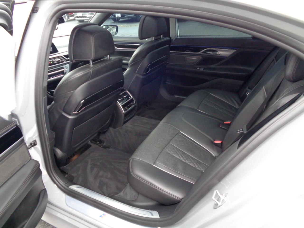 BMW 7 Series 750i Sedan 2018