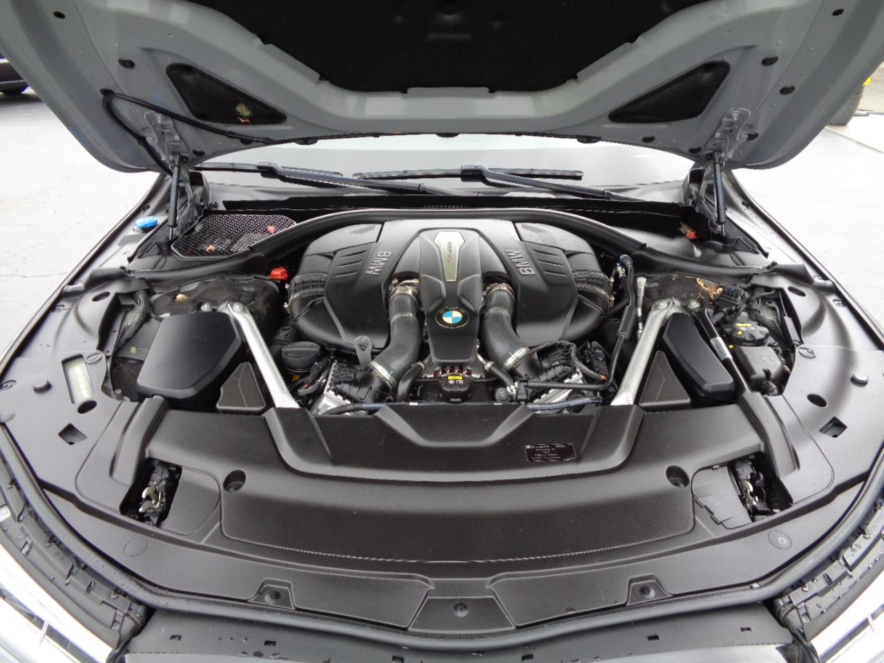 BMW 7 Series 750i Sedan 2018