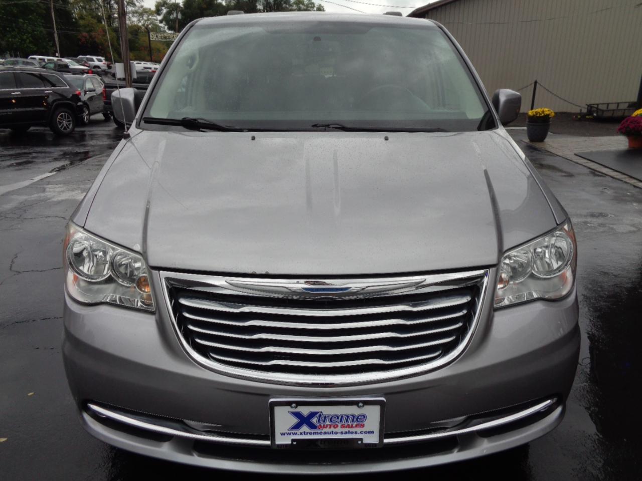 Chrysler Town & Country 4dr Wgn Touring 2016
