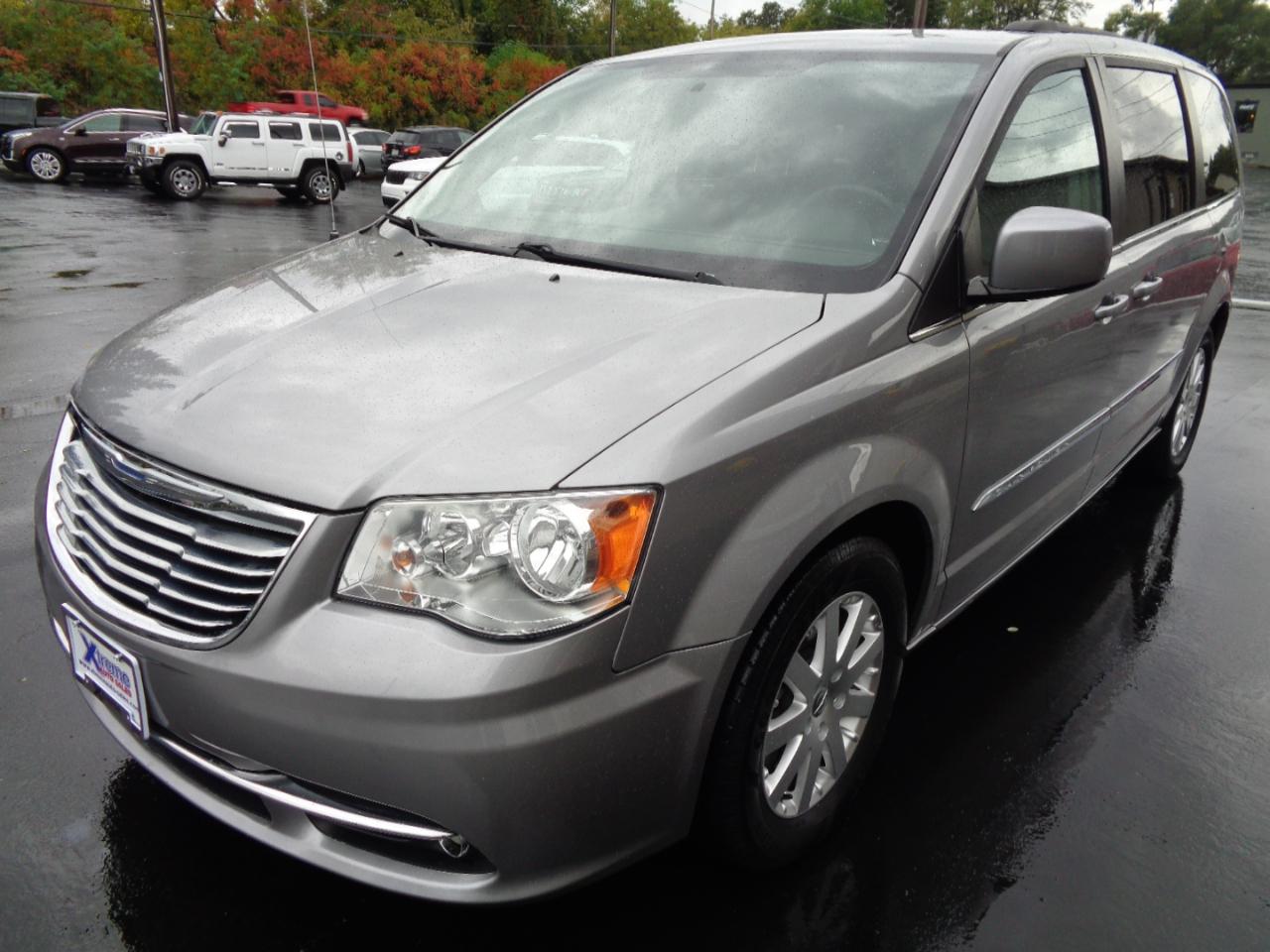 Chrysler Town & Country 4dr Wgn Touring 2016