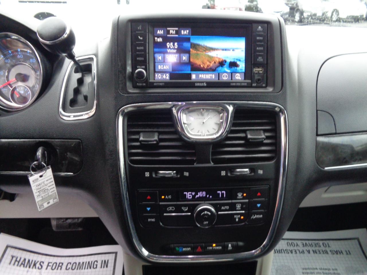 Chrysler Town & Country 4dr Wgn Touring 2016
