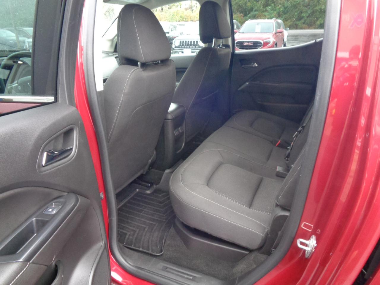 GMC Canyon 4WD Crew Cab 128.3" SLE 2018
