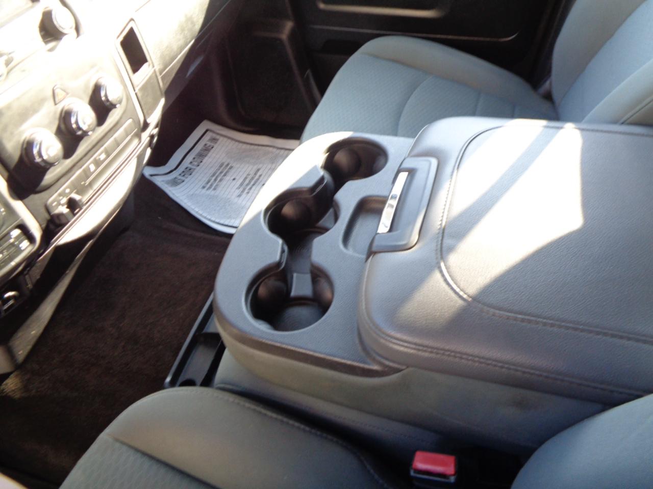 RAM 1500 4WD Crew Cab 140.5" Express 2014