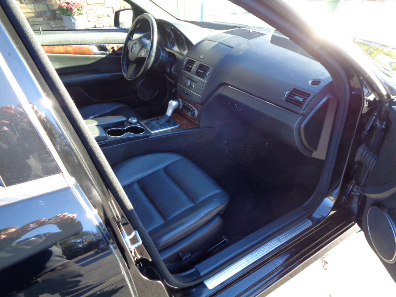 Mercedes-Benz C-Class 4dr Sdn C 300 Sport 4MATIC 2011