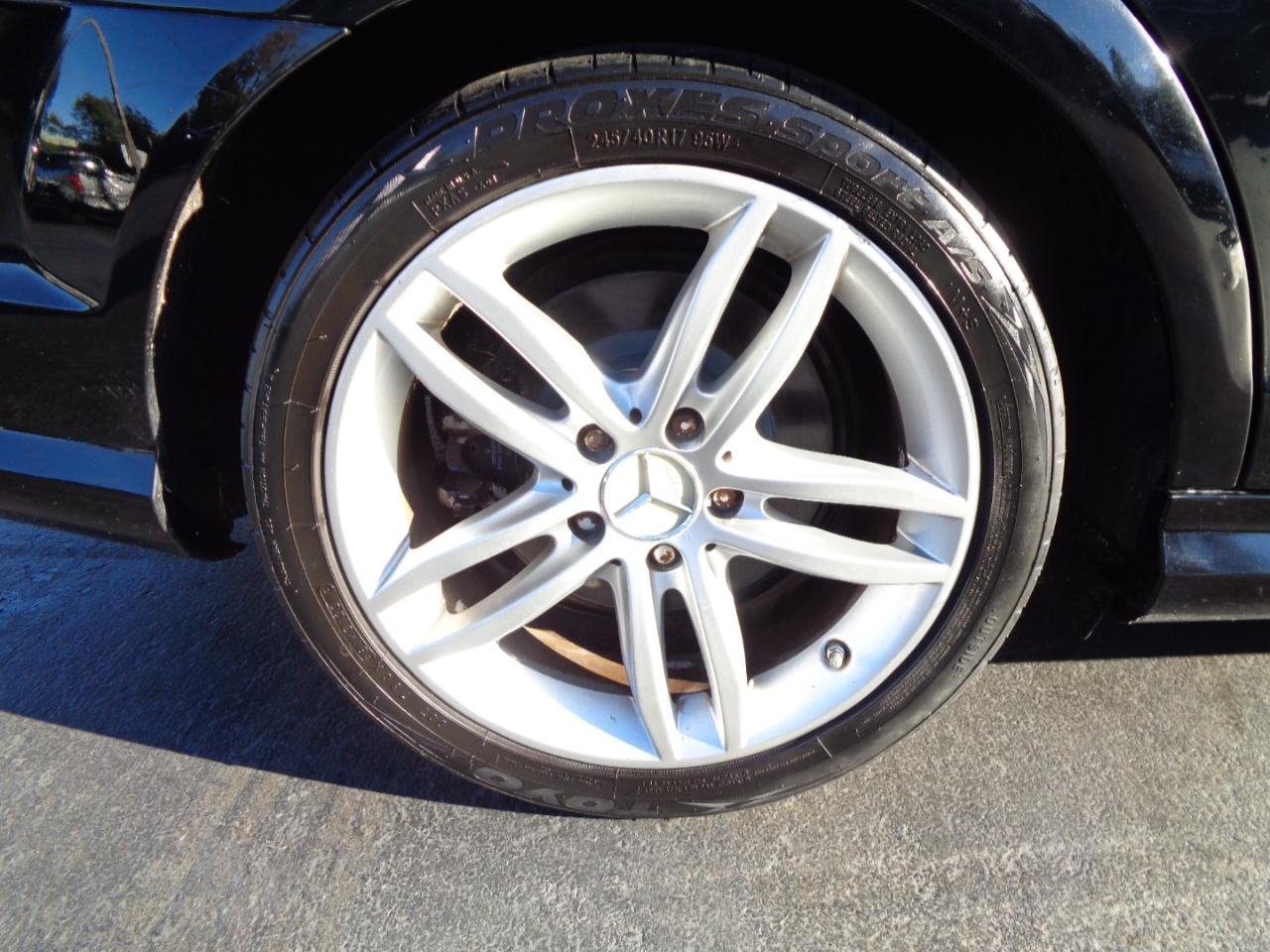 Mercedes-Benz C-Class 4dr Sdn C 300 Sport 4MATIC 2011