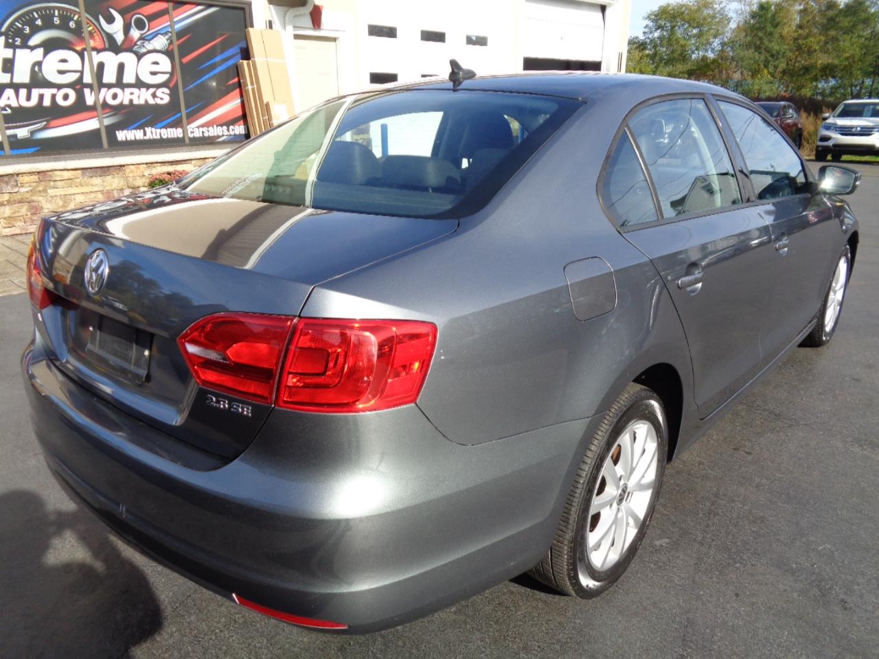 Volkswagen Jetta Sedan 4dr Auto SE PZEV 2012