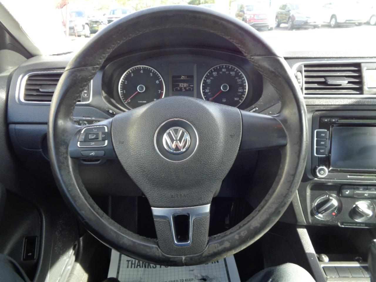 Volkswagen Jetta Sedan 4dr Auto SE PZEV 2012