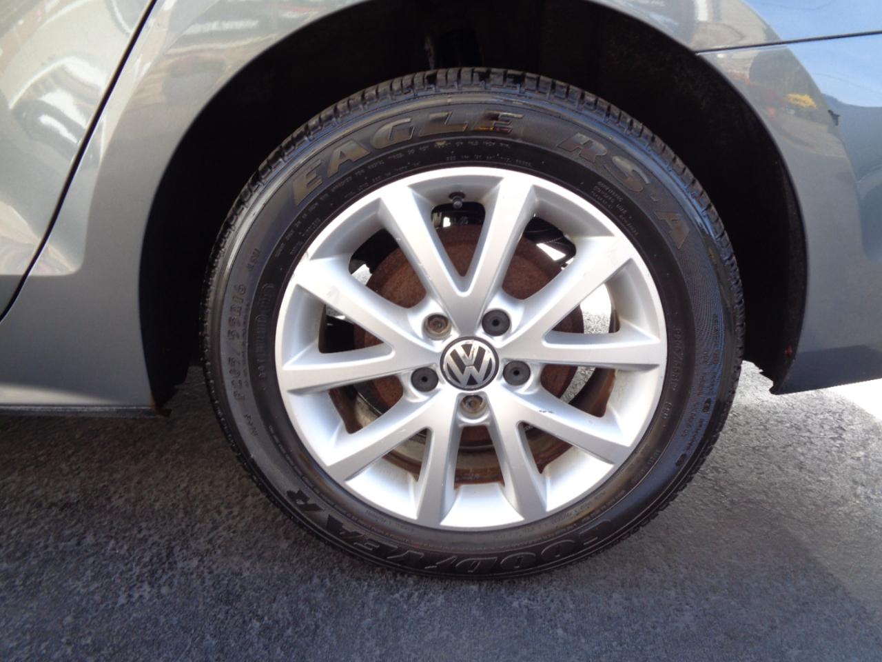 Volkswagen Jetta Sedan 4dr Auto SE PZEV 2012