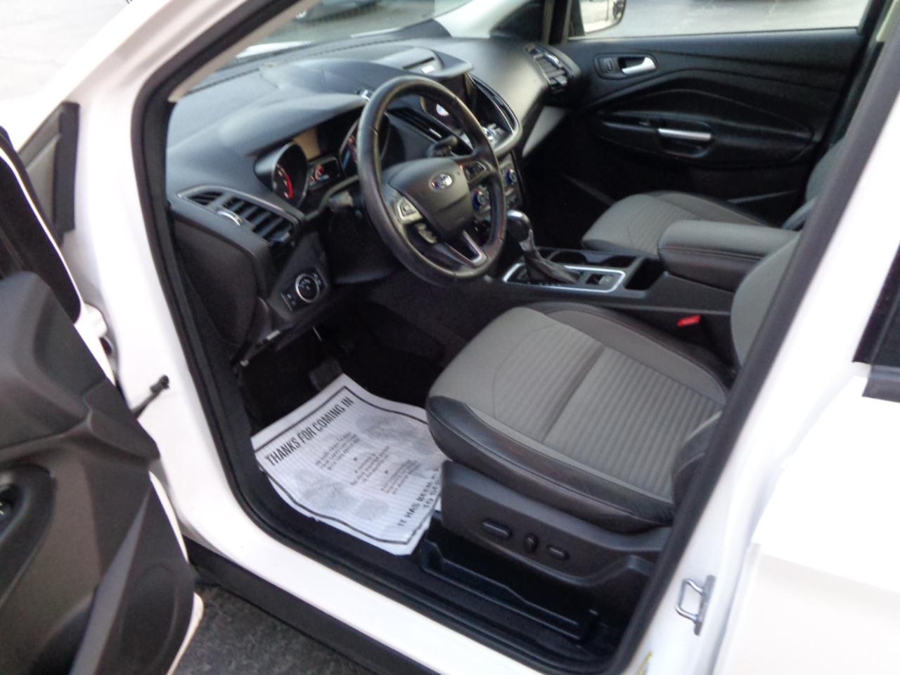 Ford Escape Titanium 4WD 2017