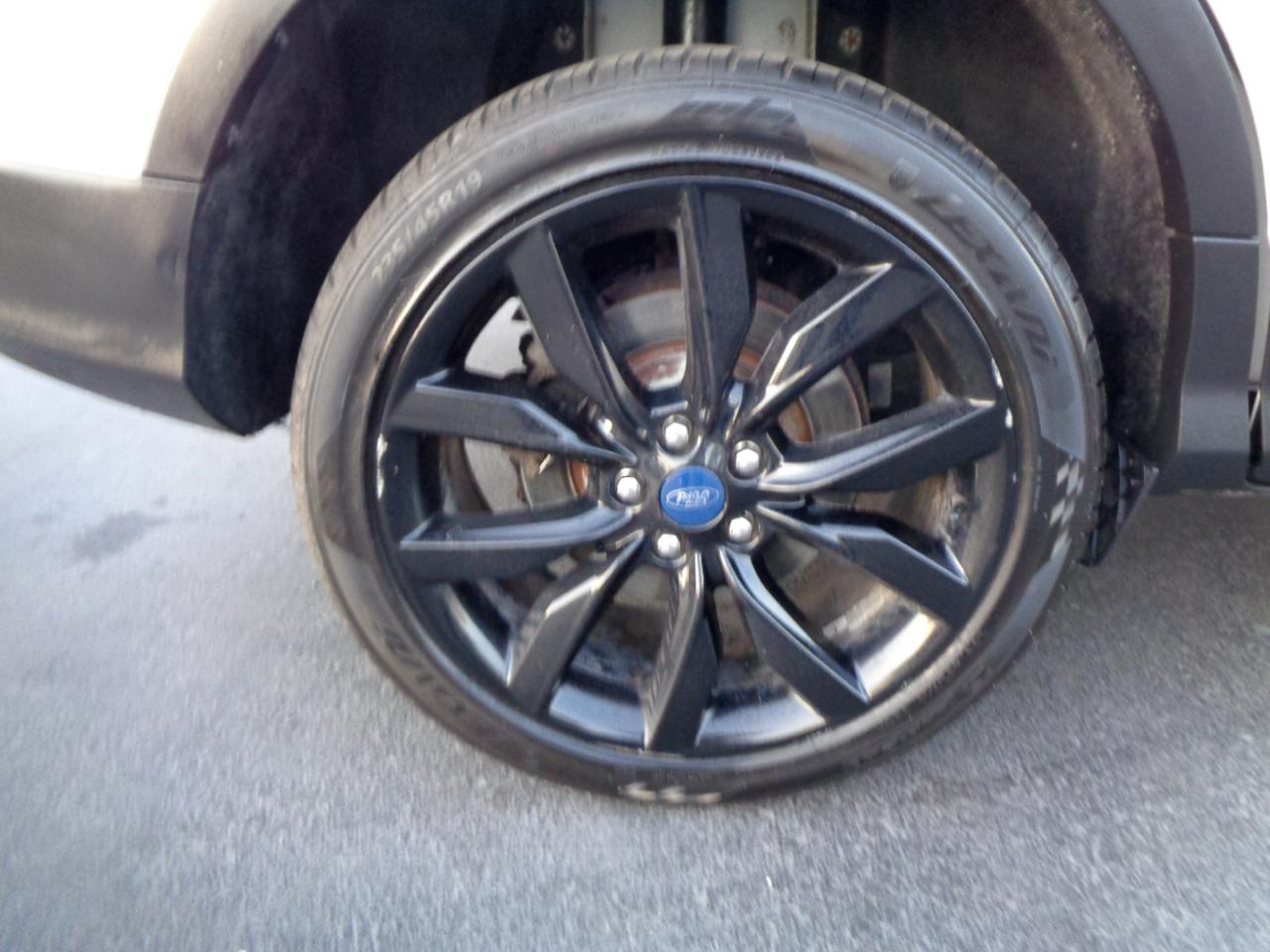 Ford Escape Titanium 4WD 2017