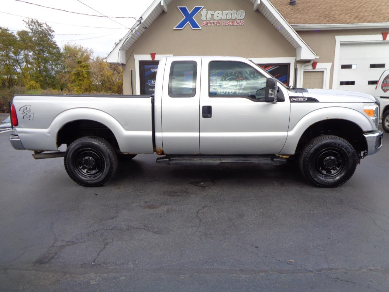 Ford Super Duty F-250 SRW 4WD SuperCab 142" Lariat 2013