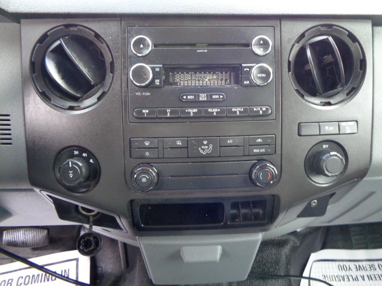 Ford Super Duty F-250 SRW 4WD SuperCab 142" Lariat 2013