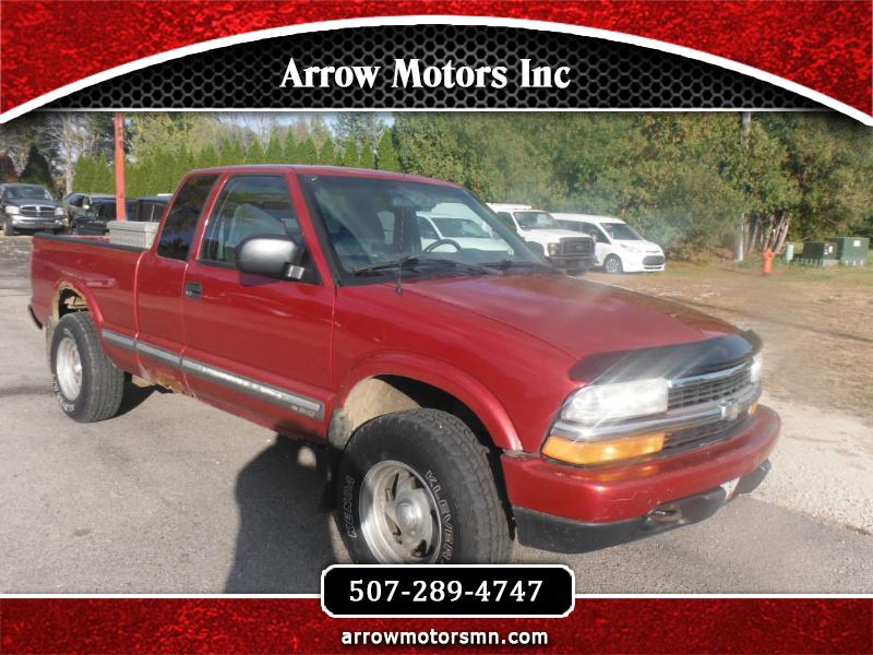 2001 Chevrolet S10 Pickup Ext. Cab 4WD