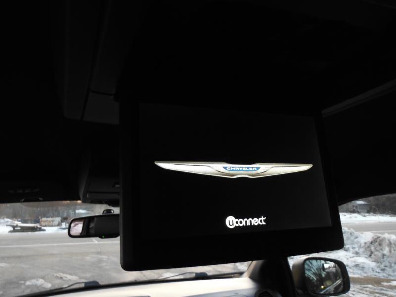 Chrysler Town & Country S 2016