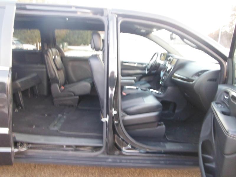 Chrysler Town & Country S 2016