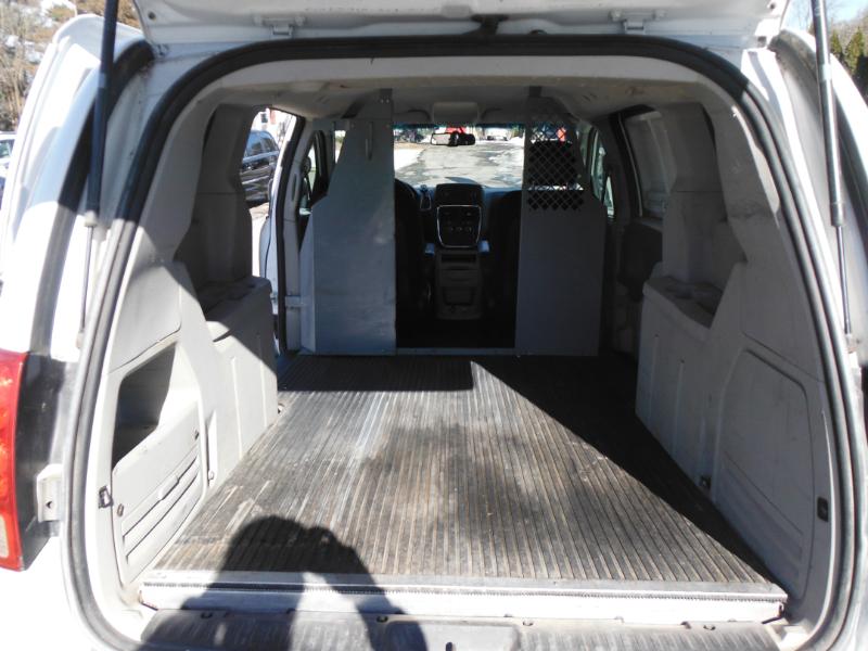 RAM Cargo Van Base 2014