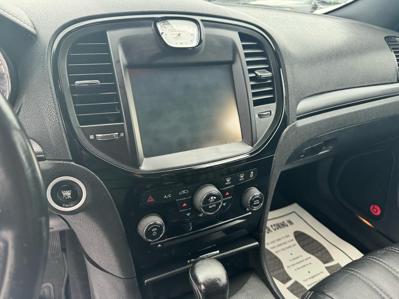 Chrysler 300 4dr Sdn 300S RWD 2014