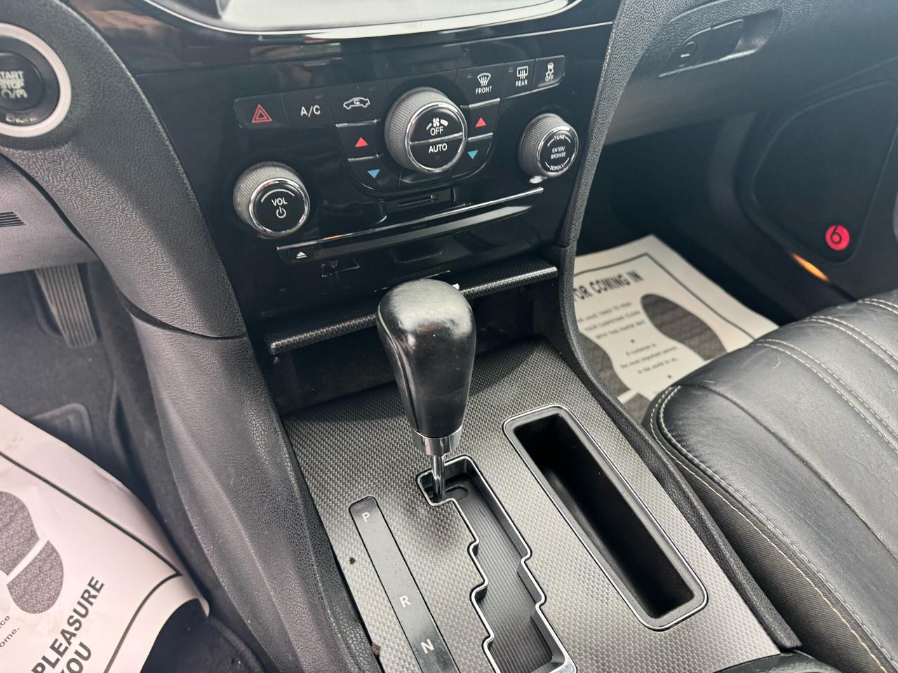 Chrysler 300 4dr Sdn 300S RWD 2014