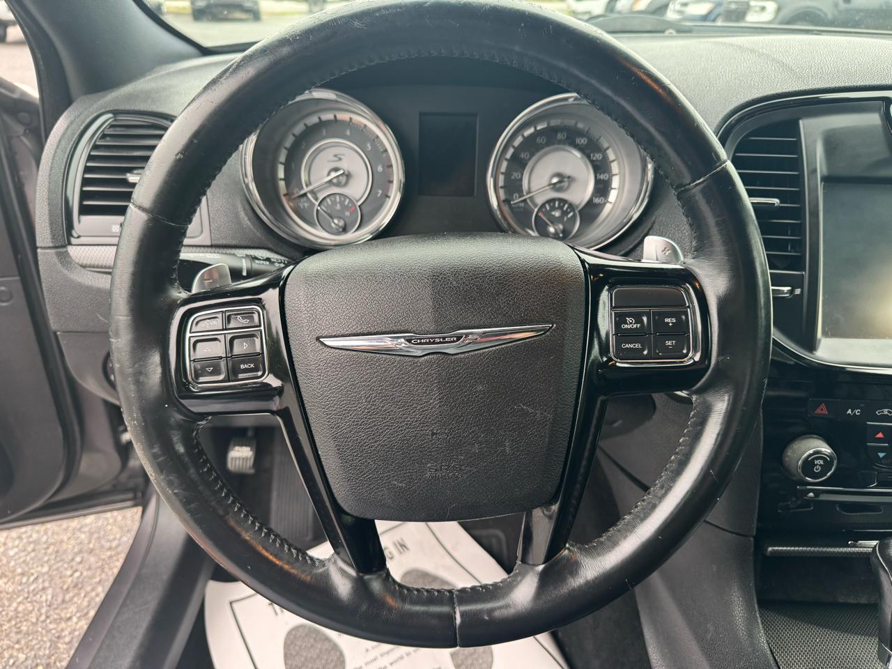 Chrysler 300 4dr Sdn 300S RWD 2014