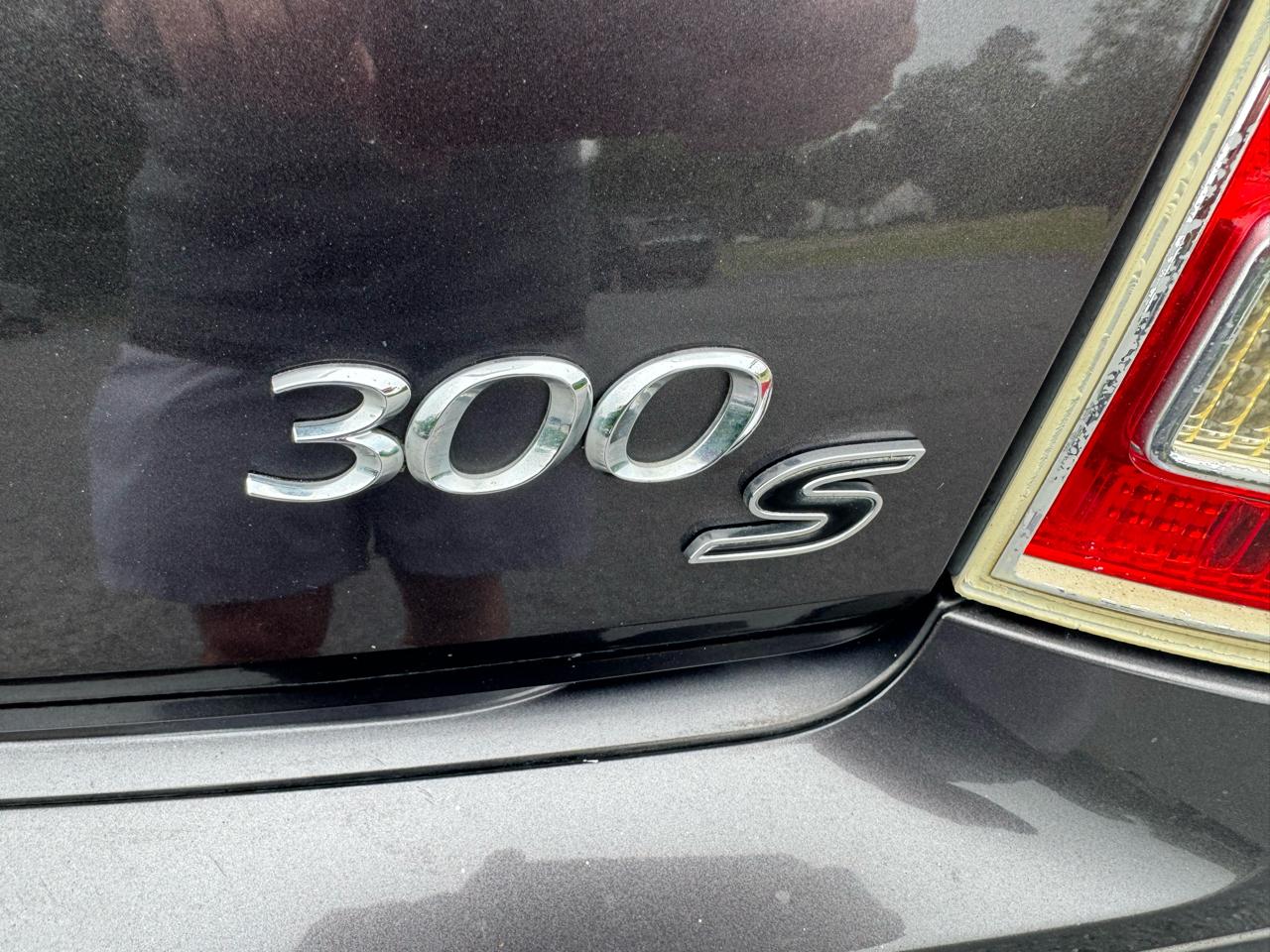 Chrysler 300 4dr Sdn 300S RWD 2014
