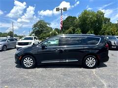 2019 Chrysler Pacifica  2019 Chrysler Pacifica