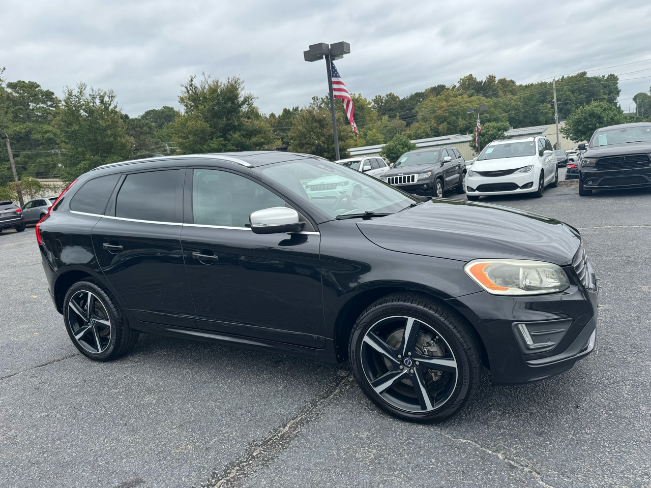 Volvo XC60 AWD 4dr T6 R-Design Platinum 2015 Volvo XC60 AWD 4dr T6 R-Design Platinum 2015