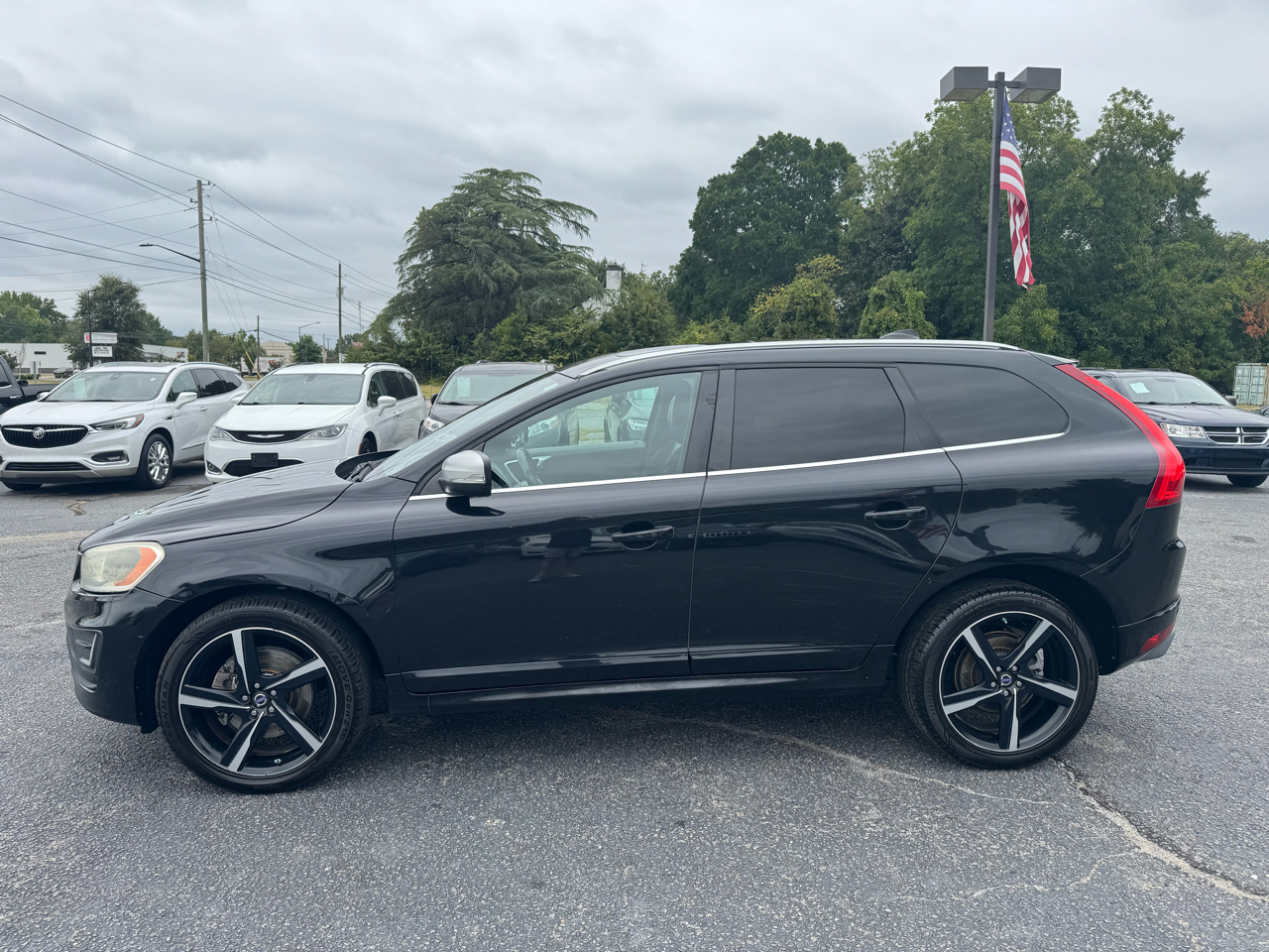 Volvo XC60 AWD 4dr T6 R-Design Platinum 2015 Volvo XC60 AWD 4dr T6 R-Design Platinum 2015