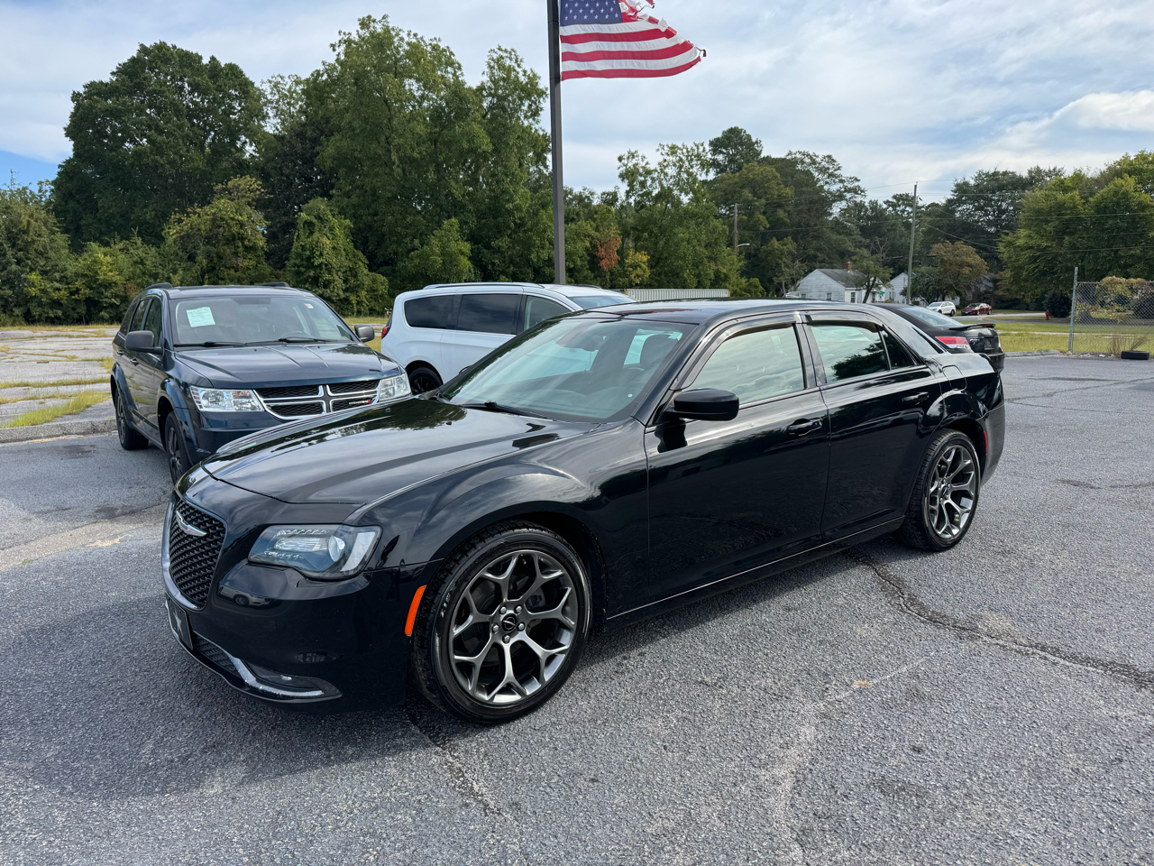 Chrysler 300 4dr Sdn 300S RWD 2015 Chrysler 300 4dr Sdn 300S RWD 2015