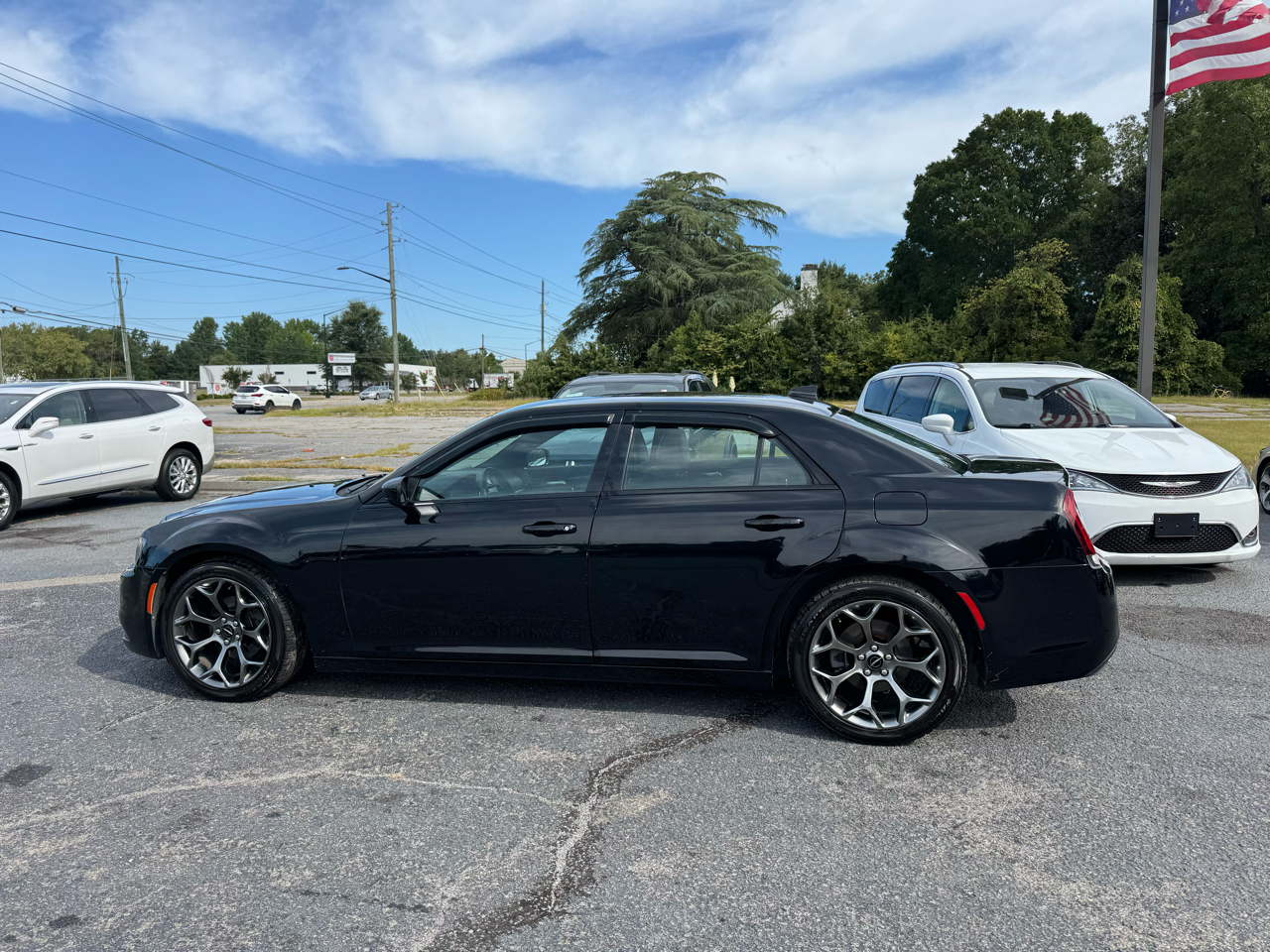 Chrysler 300 4dr Sdn 300S RWD 2015 Chrysler 300 4dr Sdn 300S RWD 2015