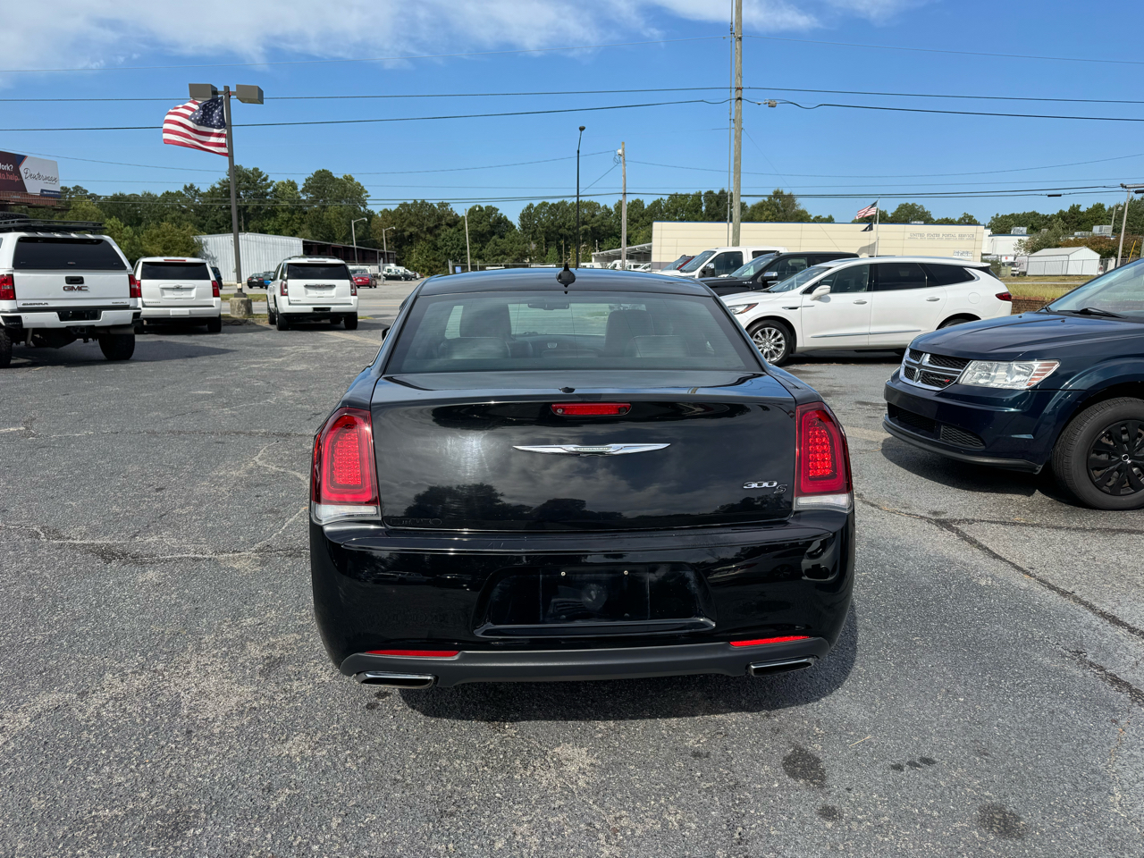 Chrysler 300 4dr Sdn 300S RWD 2015 Chrysler 300 4dr Sdn 300S RWD 2015