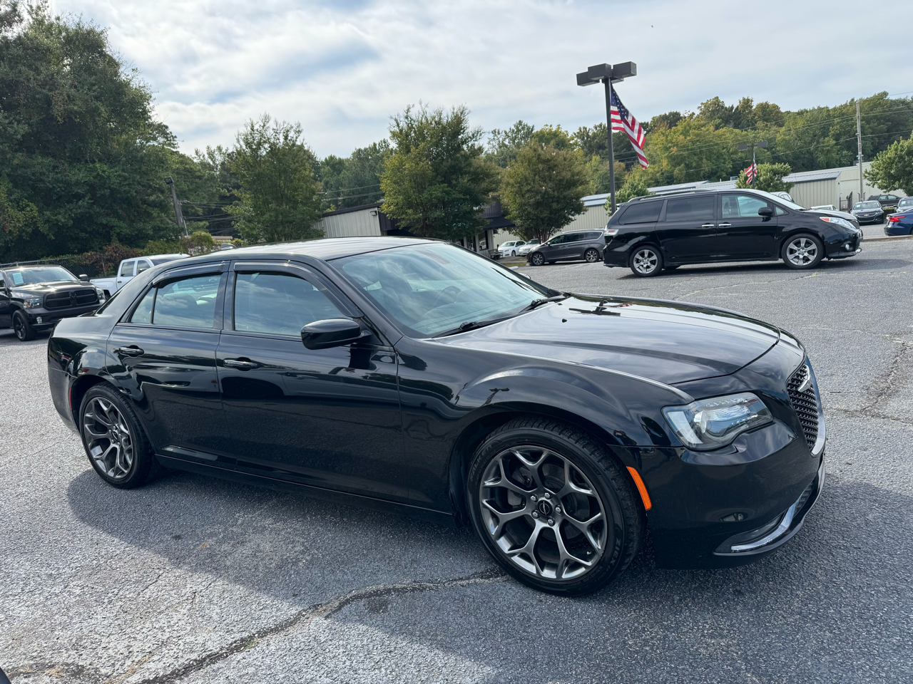 Chrysler 300 4dr Sdn 300S RWD 2015 Chrysler 300 4dr Sdn 300S RWD 2015