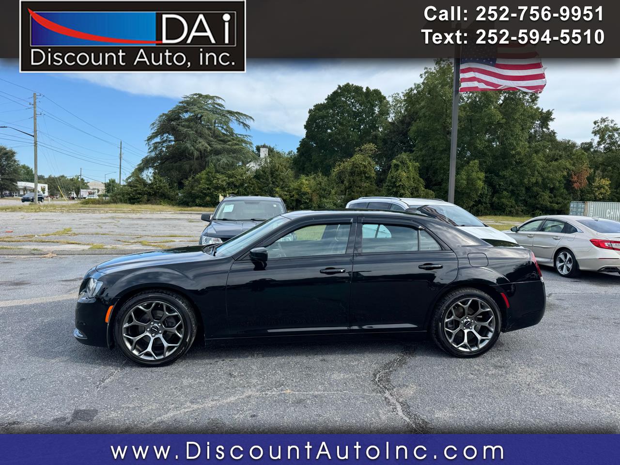 2015 Chrysler 300 4dr Sdn 300S RWD