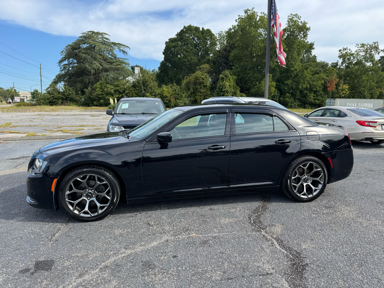 Chrysler 300 4dr Sdn 300S RWD 2015 Chrysler 300 4dr Sdn 300S RWD 2015