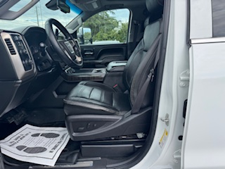 GMC Sierra 2500HD 4WD Crew Cab 153.7" Denali 2016 GMC Sierra 2500HD 4WD Crew Cab 153.7" Denali 2016