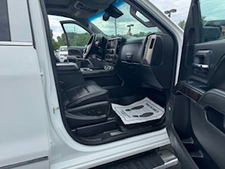 GMC Sierra 2500HD 4WD Crew Cab 153.7" Denali 2016 GMC Sierra 2500HD 4WD Crew Cab 153.7" Denali 2016