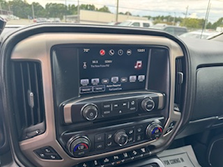 GMC Sierra 2500HD 4WD Crew Cab 153.7" Denali 2016 GMC Sierra 2500HD 4WD Crew Cab 153.7" Denali 2016